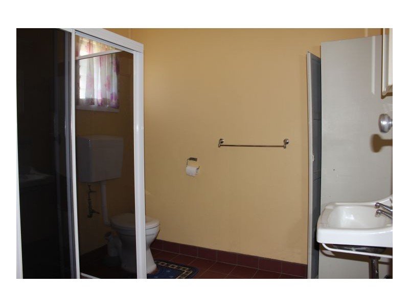 2/75 Dumaresq Street, Armidale NSW 2350