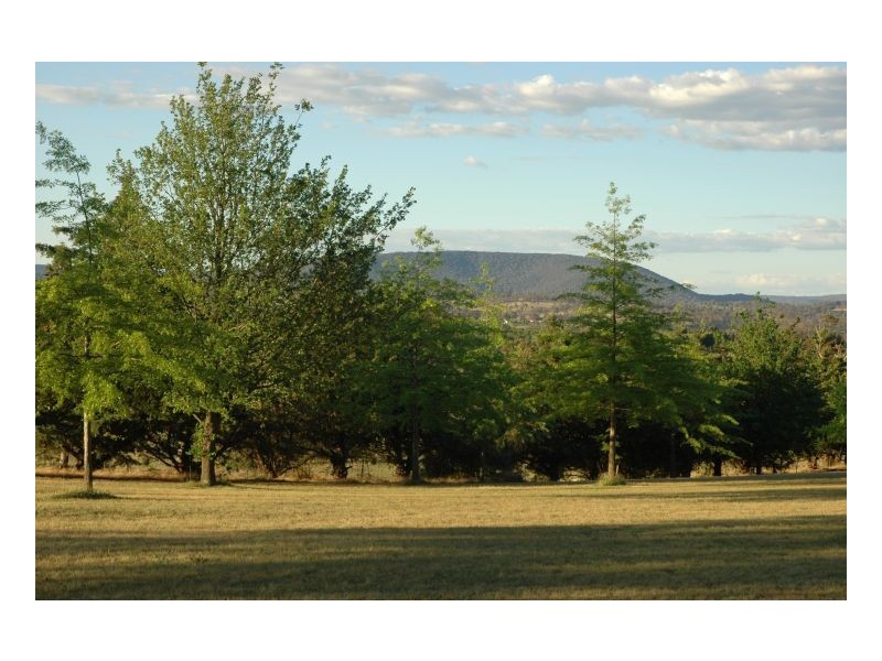 19 Rowlands, Armidale NSW 2350