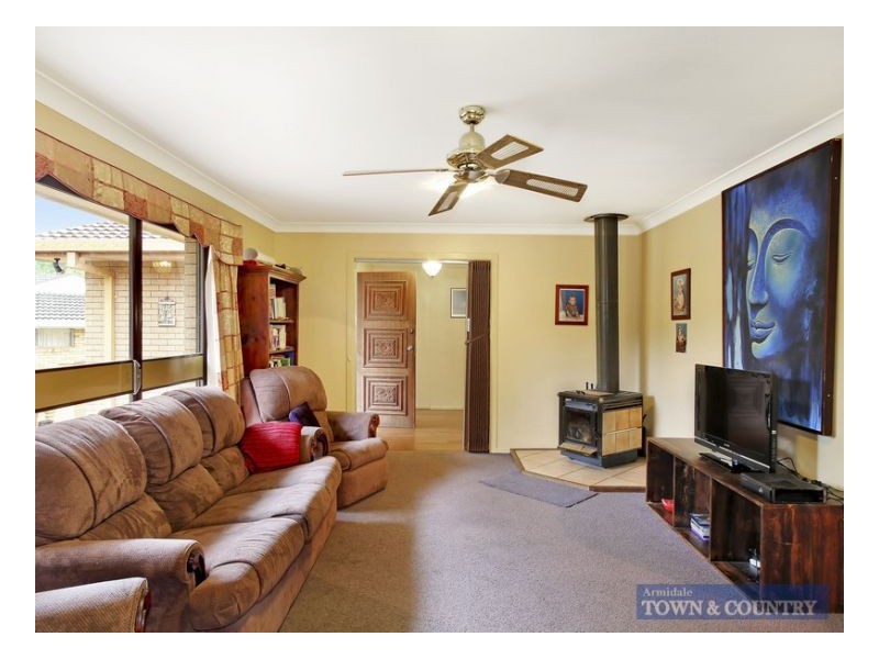 6 Tamar Place, Armidale NSW 2350