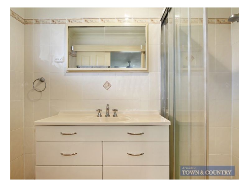 6 Tamar Place, Armidale NSW 2350