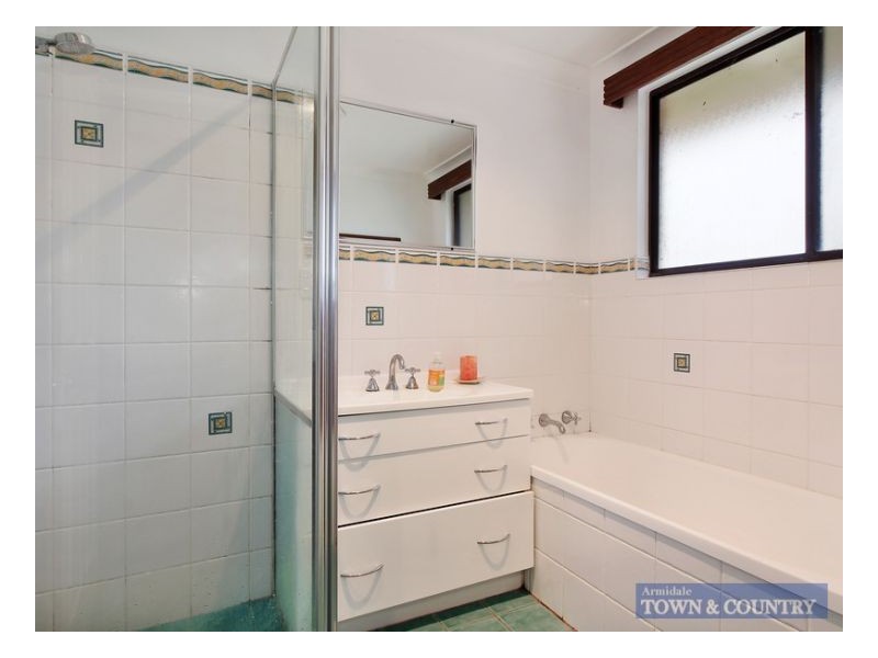 6 Tamar Place, Armidale NSW 2350