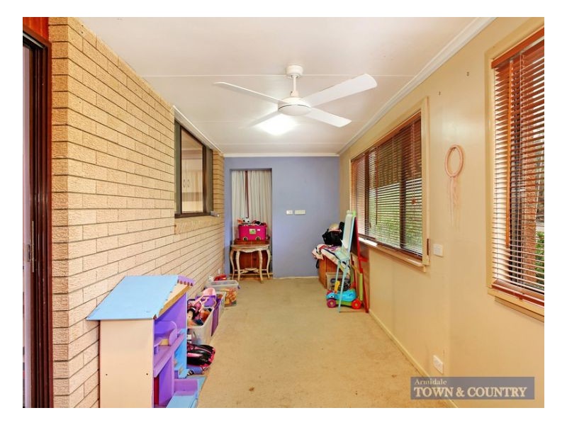 6 Tamar Place, Armidale NSW 2350