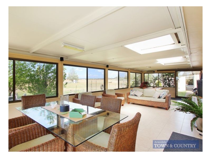 911 Castledoyle Road, Armidale NSW 2350