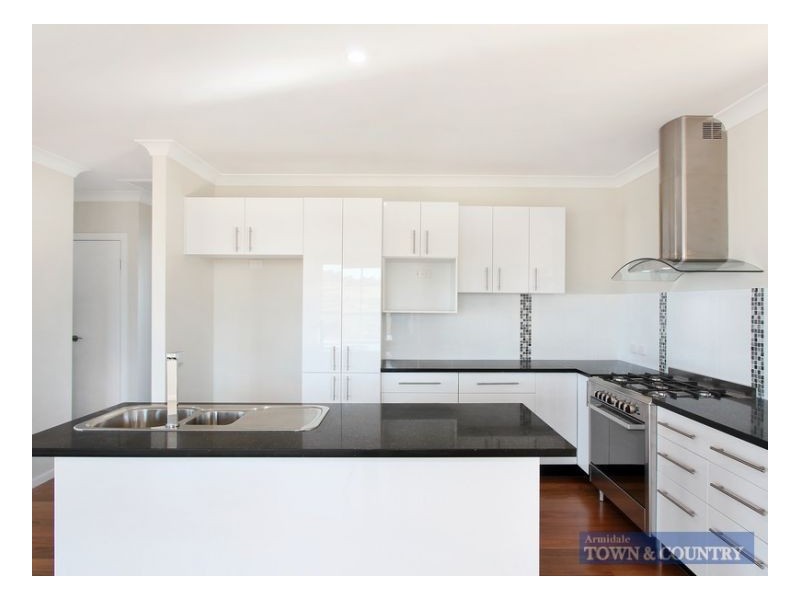 1-3 Post Way, Armidale NSW 2350