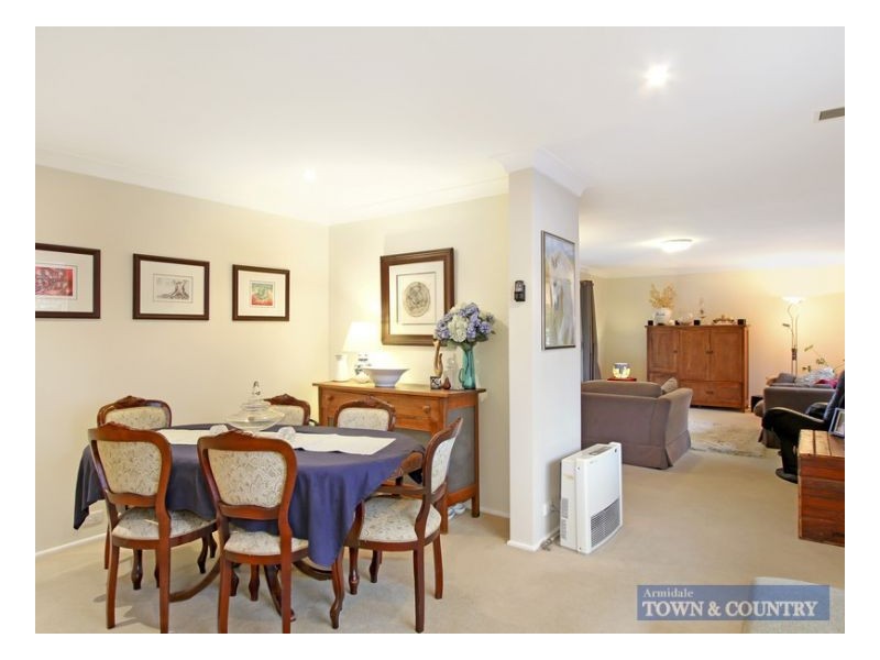 19 Chestnut Avenue, Armidale NSW 2350