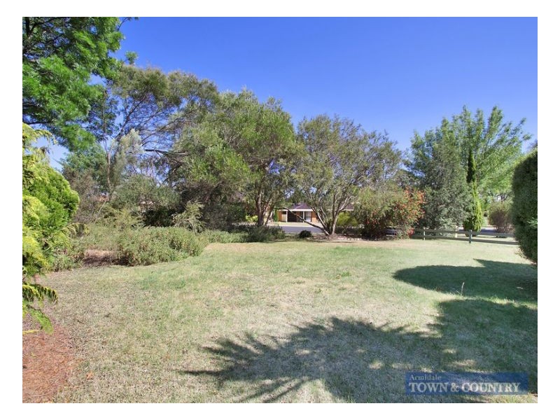 36 Dalton Drive, Armidale NSW 2350