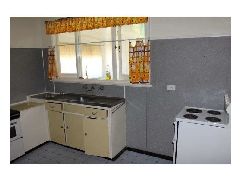 44 Taylor Street, Armidale NSW 2350