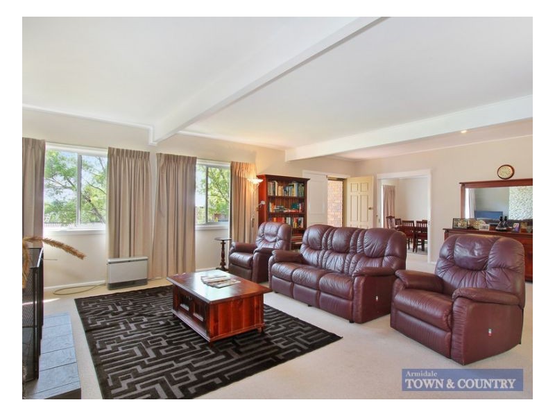 6 Turner Street, Armidale NSW 2350