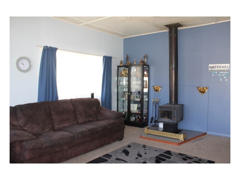 25 Tancredi Street, Armidale NSW 2350