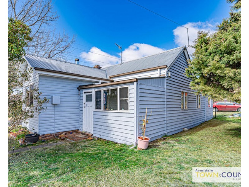 50 Claude Street, Armidale NSW 2350