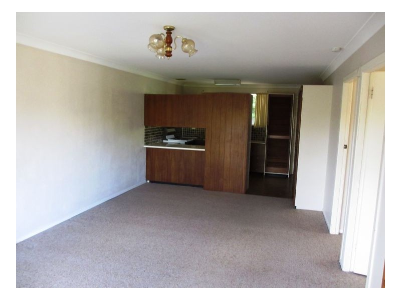 2/5 Oak Tree Drive, Armidale NSW 2350