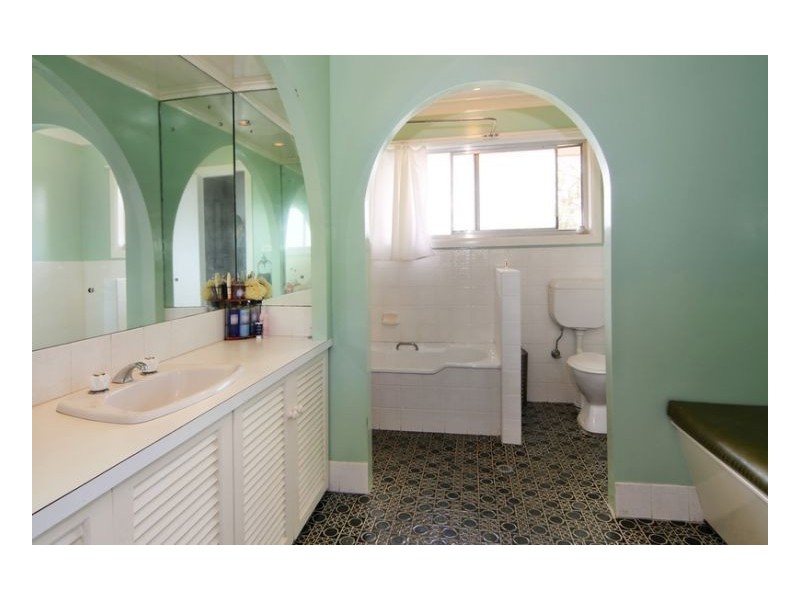 24 Werrina Crescent, Armidale NSW 2350