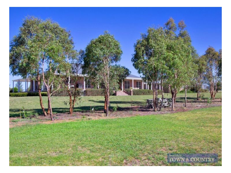 59 Weaver Ridge Road, Armidale NSW 2350