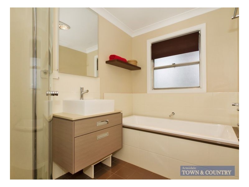 1 College Avenue, Armidale NSW 2350