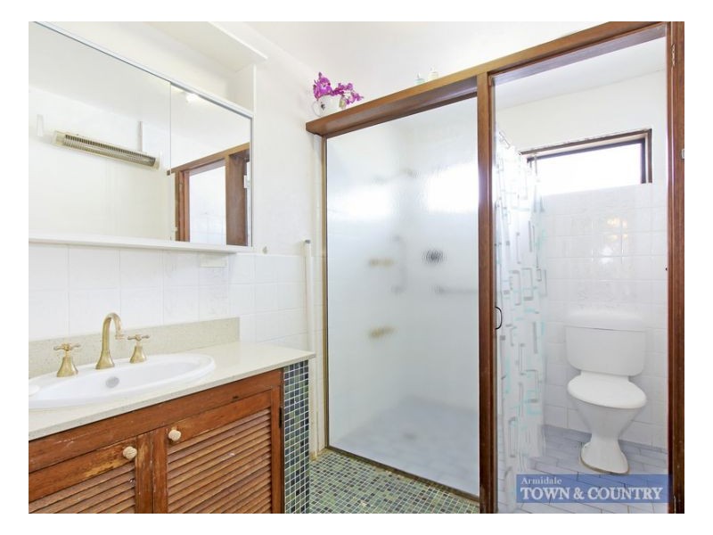 19 Rowlands Road, Armidale NSW 2350