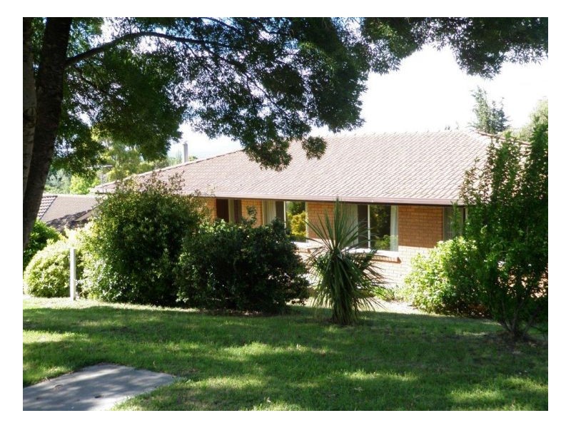 5 Av Green Street, Armidale NSW 2350