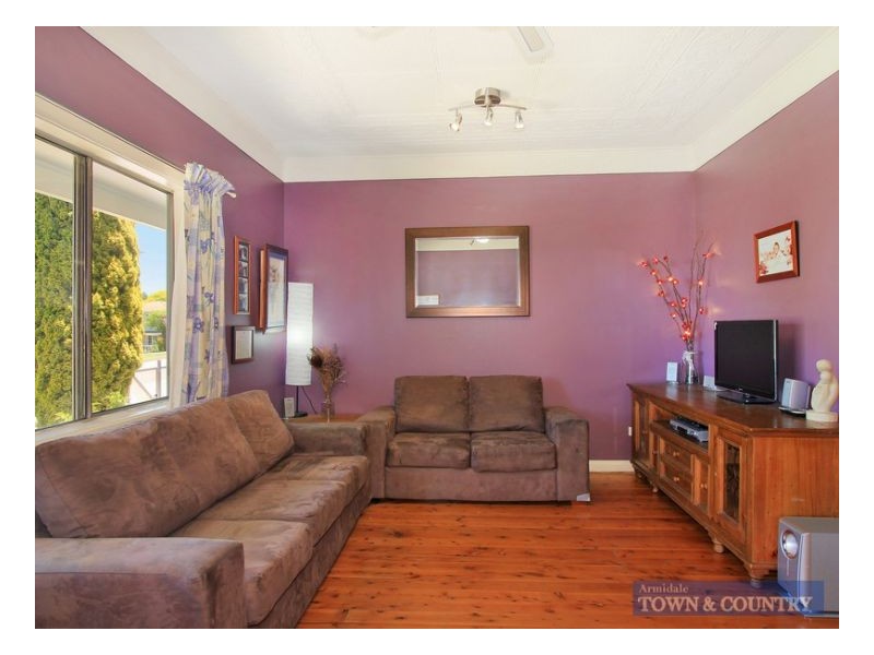 61 Newton Street, Armidale NSW 2350