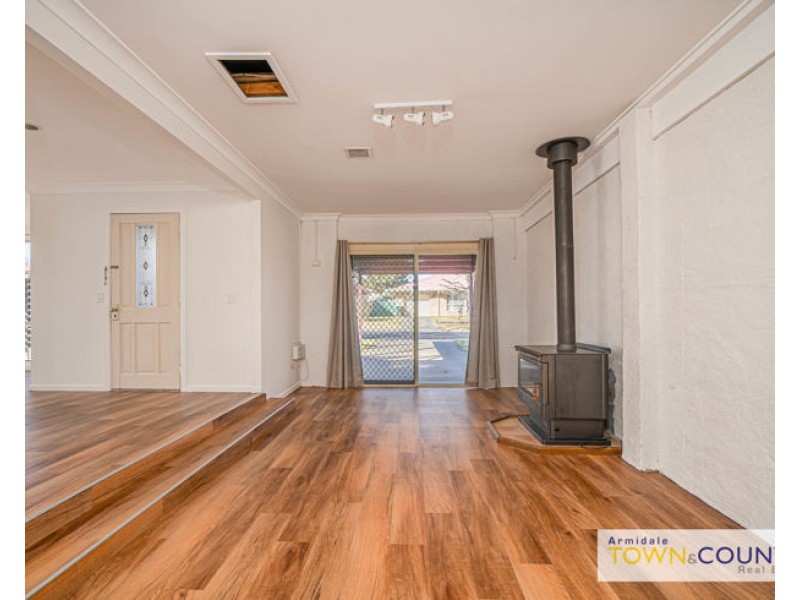 10 Ishbell Drive, Armidale NSW 2350