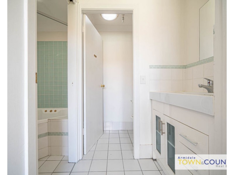 10 Ishbell Drive, Armidale NSW 2350