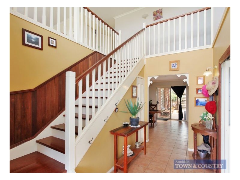 1. Manning Court, Armidale NSW 2350