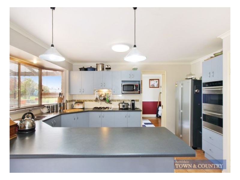 1. Manning Court, Armidale NSW 2350