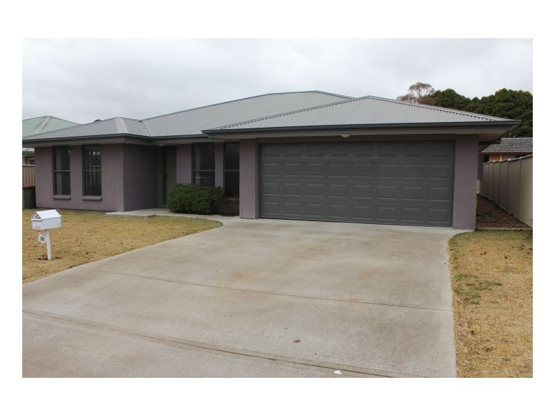 26 Rusden Court, Armidale NSW 2350