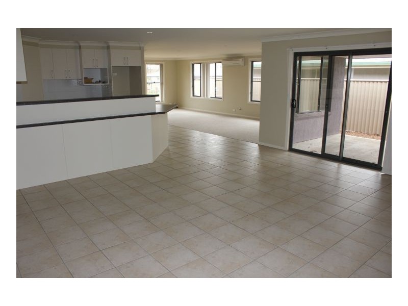 26 Rusden Court, Armidale NSW 2350
