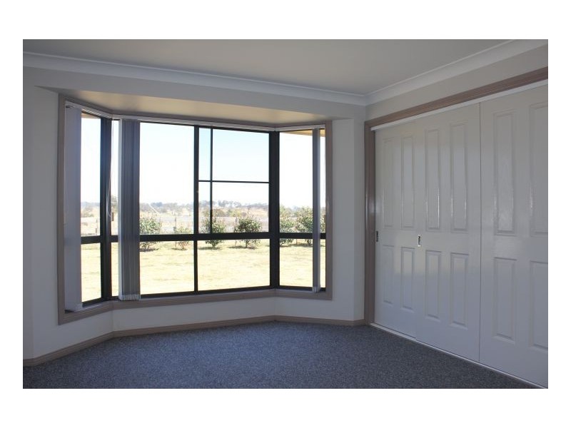 132 Ollera Street, Guyra NSW 2365