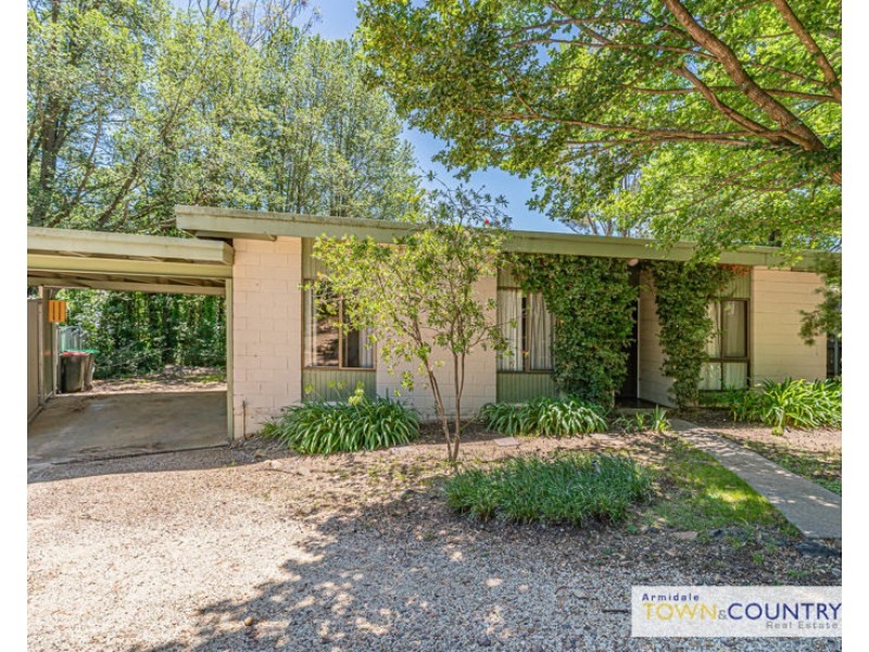 1/18 Nyssa Street, Armidale NSW 2350