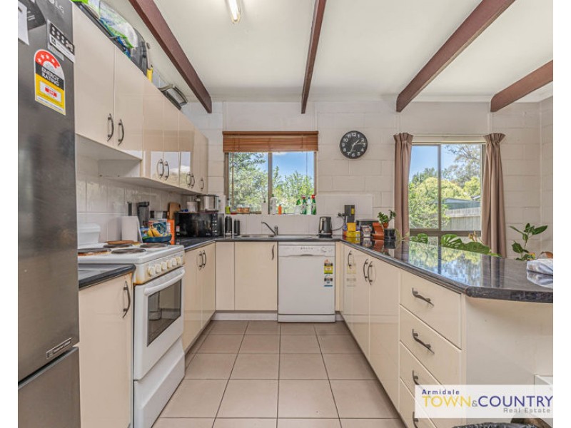 1/18 Nyssa Street, Armidale NSW 2350