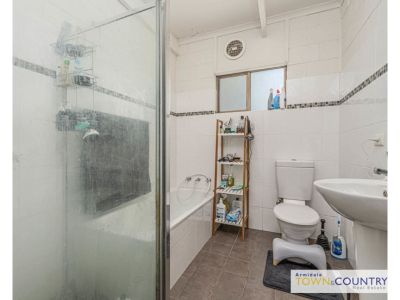 1/18 Nyssa Street, Armidale NSW 2350