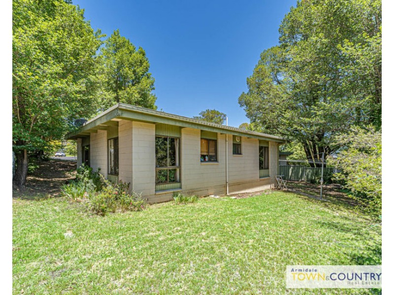1/18 Nyssa Street, Armidale NSW 2350
