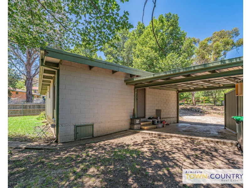 1/18 Nyssa Street, Armidale NSW 2350