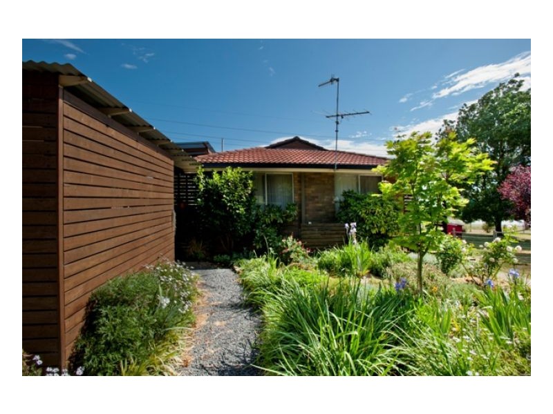 1 St John’s Avenue, Armidale NSW 2350