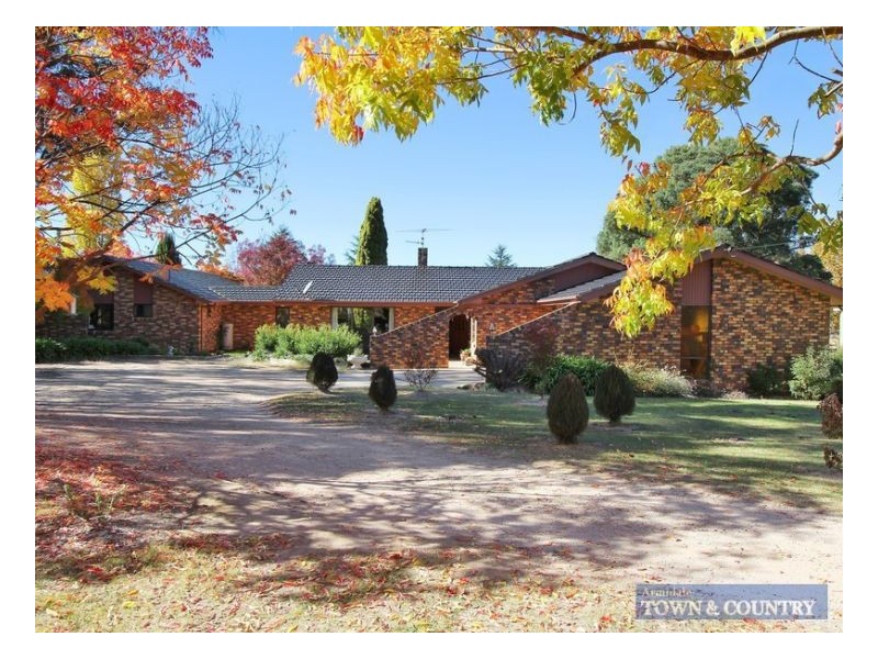 79 Pinegrove, Armidale NSW 2350