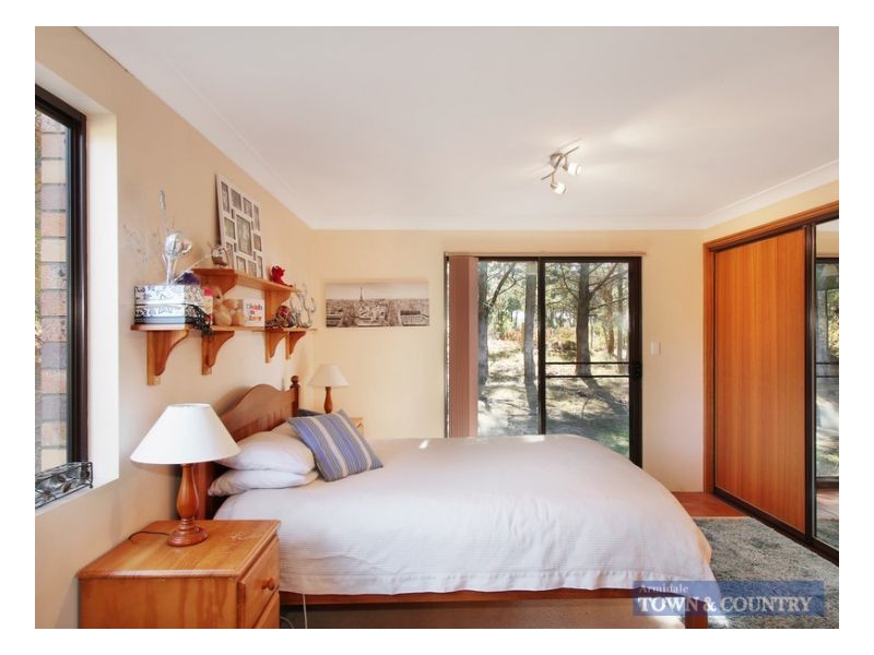 79 Pinegrove, Armidale NSW 2350