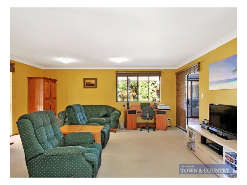 79 Pinegrove, Armidale NSW 2350