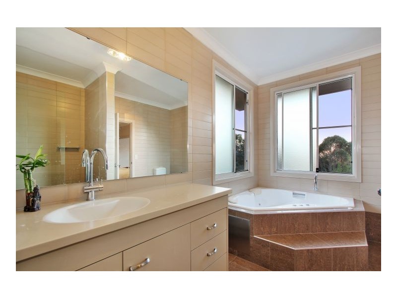 5 Kildare Court, Armidale NSW 2350