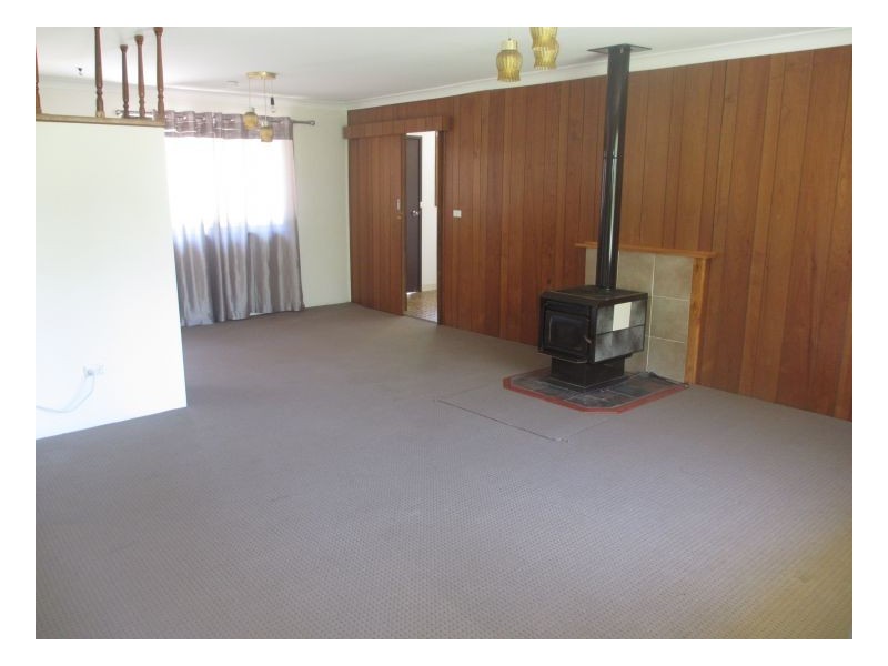 8 Hawthorne Close, Armidale NSW 2350