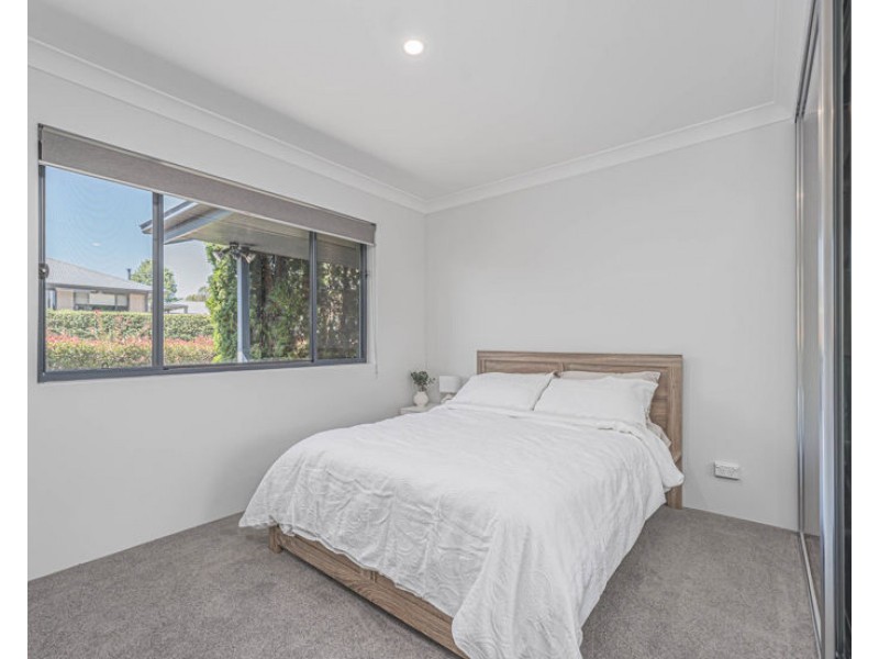 2/6 Grills Place, Armidale NSW 2350