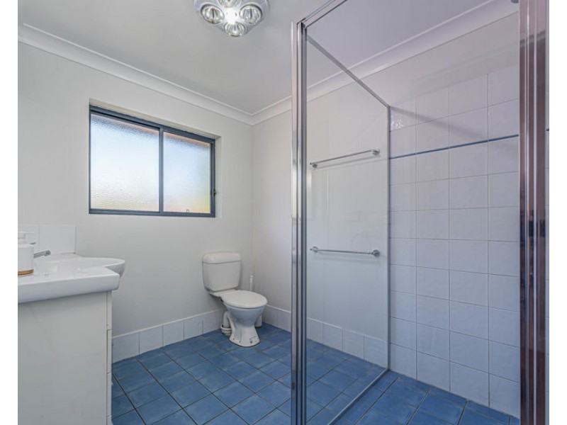 2/6 Grills Place, Armidale NSW 2350