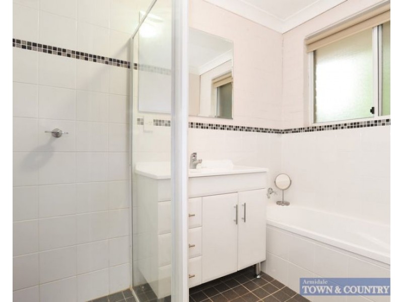 3/7 Power Place, Armidale NSW 2350