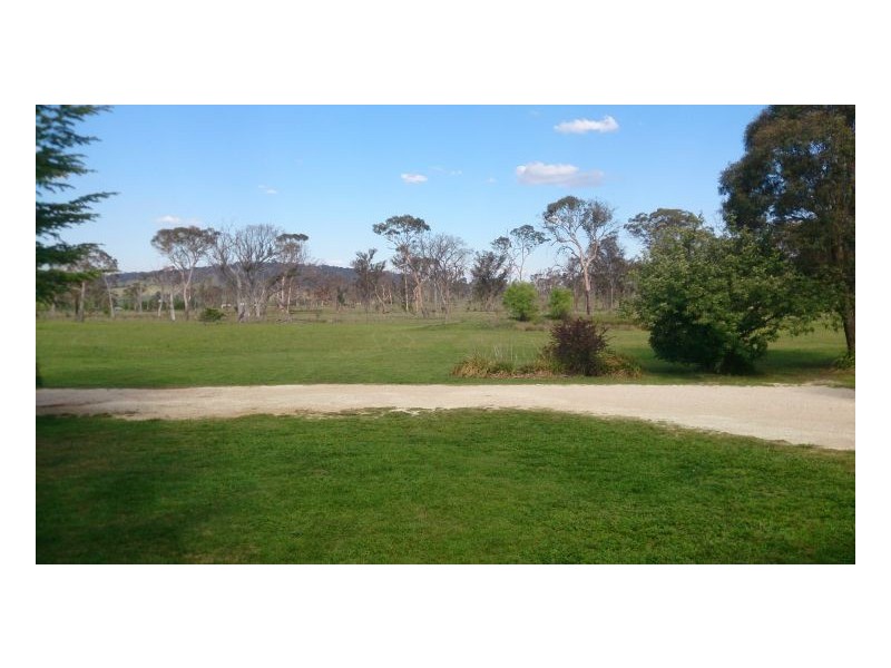 57 Blanch Road, Armidale NSW 2350