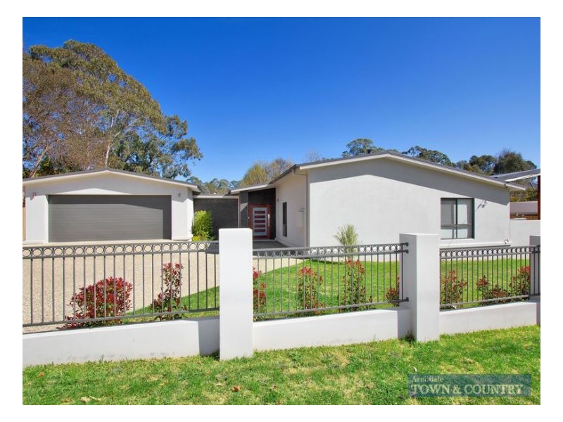 12 O’Connor Road, Armidale NSW 2350