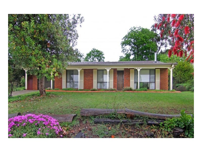 14 Curtis Street, Armidale NSW 2350