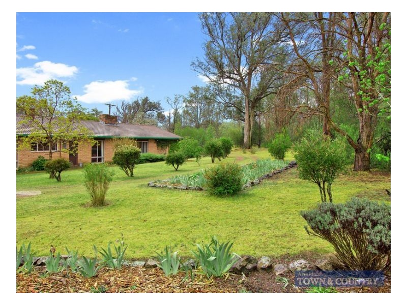73 Kintyre Road, Armidale NSW 2350