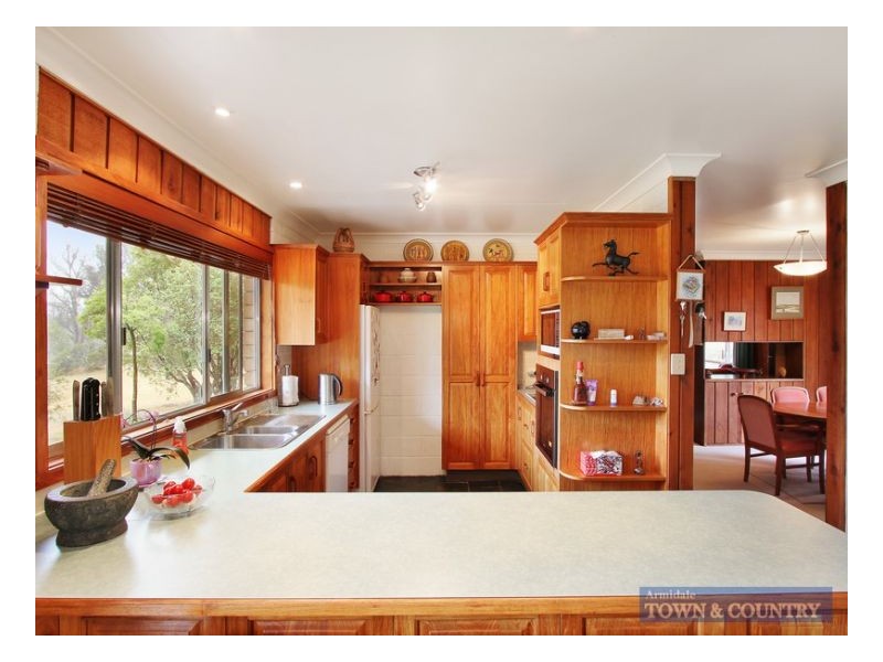 73 Kintyre Road, Armidale NSW 2350