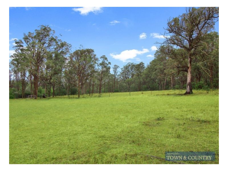 73 Kintyre Road, Armidale NSW 2350