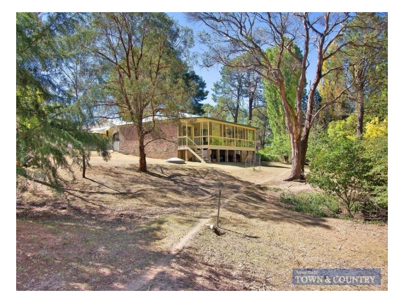 6 Vincent Street, Uralla NSW 2358