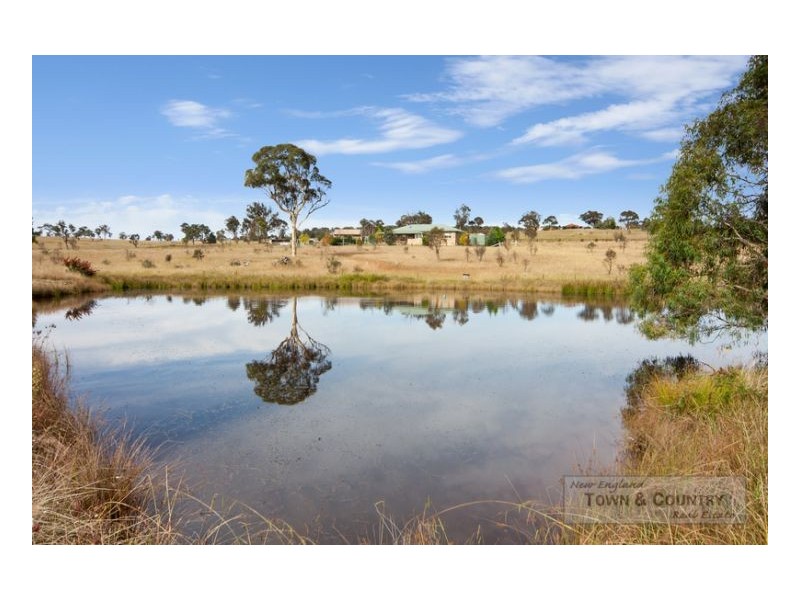90 Milne Road, Armidale NSW 2350